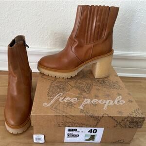 NWT Free People $188 James Chelsea Tan Brown Leather Boots Shoes Sz 40